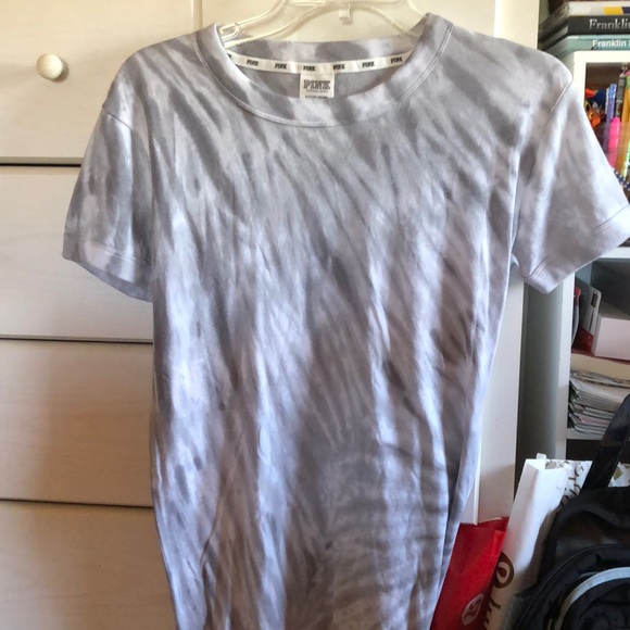 Grey tye dye vs pink short sleeve - Picture 2 of 5